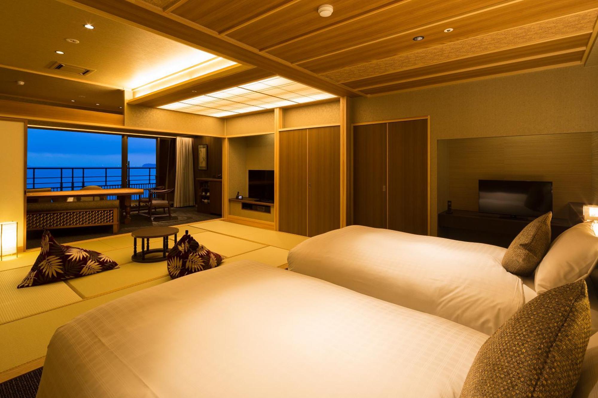 Hotel New Awaji Sumoto Exterior photo