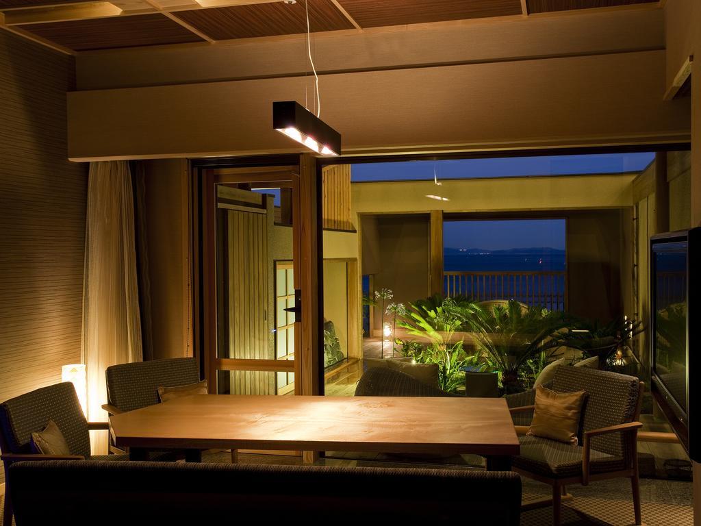 Hotel New Awaji Sumoto Exterior photo