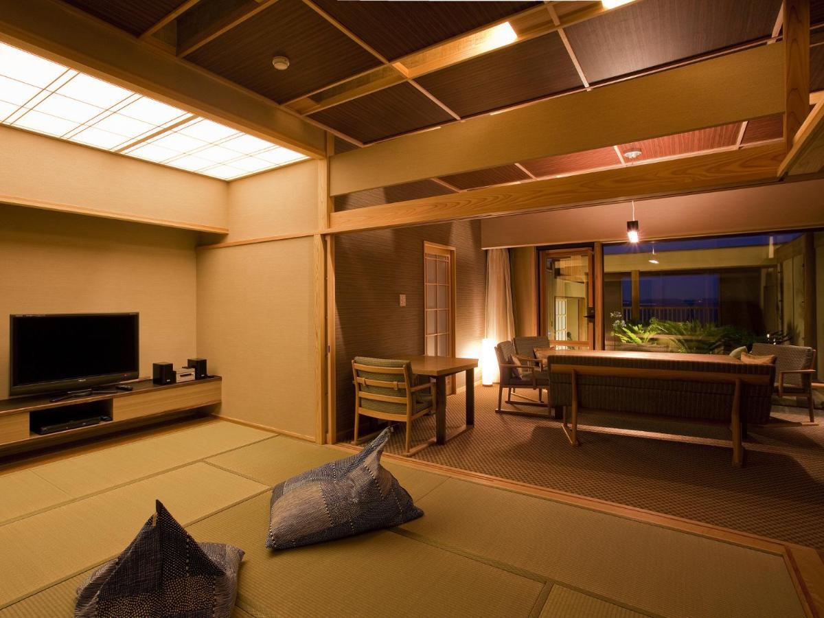 Hotel New Awaji Sumoto Exterior photo